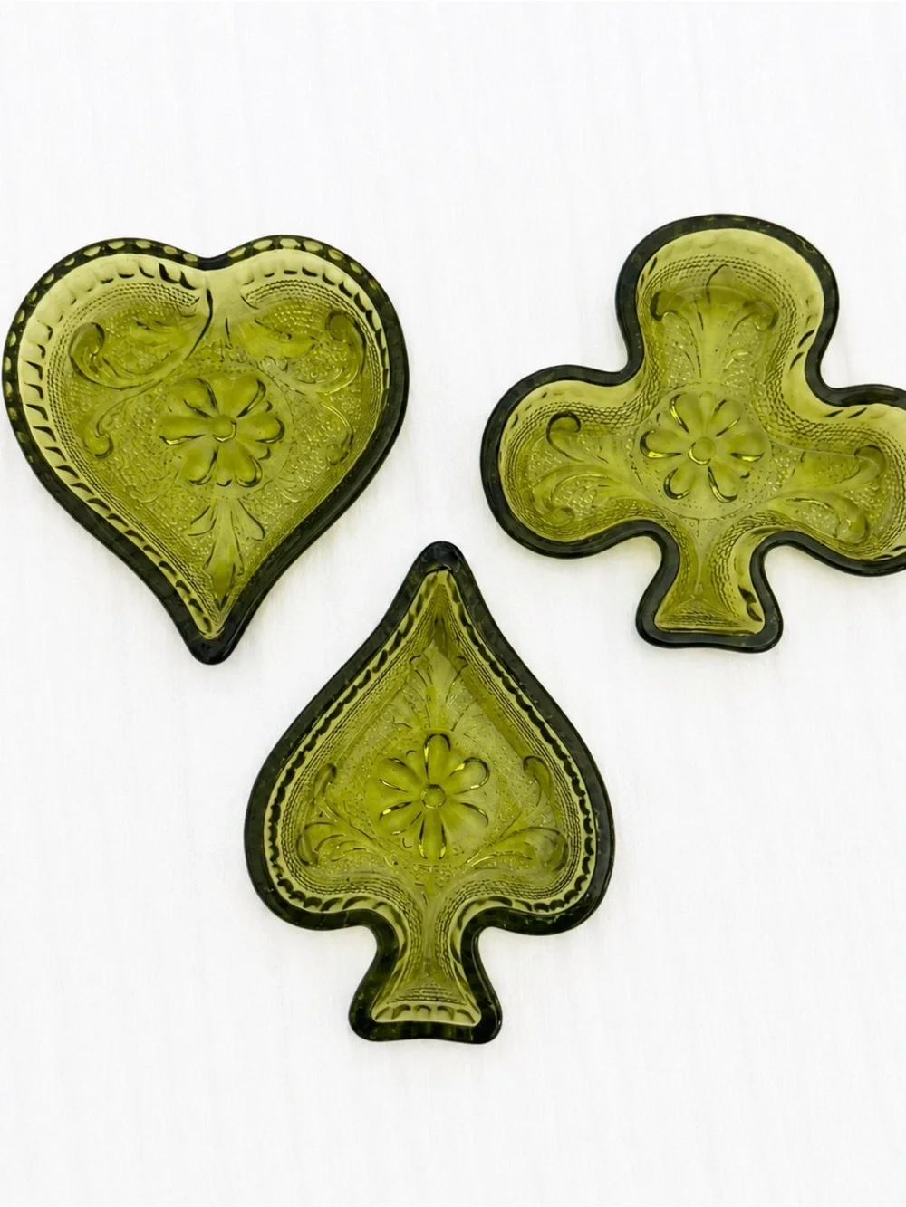 Vintage Indiana Glass Tiara Green Trinket Nut Dish Ashtray Heart Club Spade